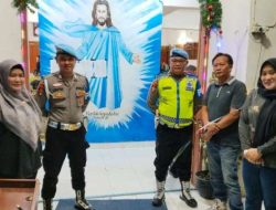 Polsek Baturaja Timur Laksanakan Pengamanan Ibadah Natal Remaja dan Naposobulung HKBP Baturaja