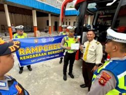 Satlantas Polres OKU Gelar Ramp Check Bus di Baturaja, Pastikan Keselamatan Angkutan Umum Kabupaten Ogan Komering Ulu.