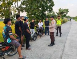 Patroli Hunting Antisipasi Balap Liar, Polsek Sinar Peninjauan Kabupaten Ogan Komering Ulu Beri Imbauan Kamtibmas