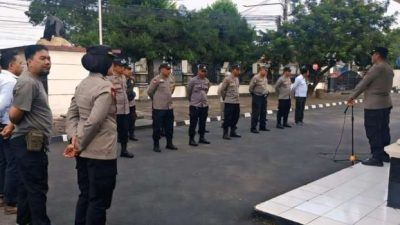 Tingkatkan Kedisiplinan Anggota, PLT Kapolsek Purwakarta Kota Pimpin Apel Pagi Jam Pimpinan