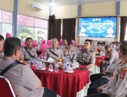 Polres OKU Gelar Kenal Pamit Usai Sertijab Kapolsek, Suasana Penuh Haru dan Kebersamaan