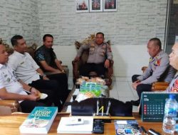 Camat Baturaja Timur Silahturahmi Ke Polsek Baturaja Timur Guna memperkuat Sinergi Pemerintah dan Kepolisian
