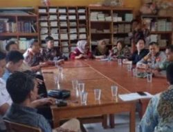 Kapolsek Sinar Peninjauan bersama Korwil Badan Gizi Nasional  Melaksanakan Pengecekan Ke Sekolah Penerima Makanan Bergizi Gratis.