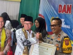 Jajaran Reskrim Polres OKU Raih Penghargaan dalam mengungkap kasus Pembunuhan Guru P3K di Hari peringatan HGN dan HUT PGRI Ke-80