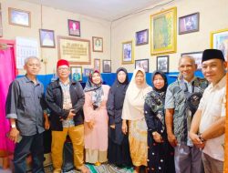 DUA KOMUNITAS ASAL OKU DIRANTAU BERKUNJUNG KE RUMAH DUKA WARGA OKU DI CIBINONG.