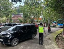 Gabungan Personel Polres OKU Lakukan Pemantauan pengunjung datangin GOA PUTRI Kabupaten Ogan Komering Ulu.