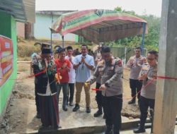 Bakti Sosial HUT Bhayangkara ke-80, Kapolres OKU Resmikan MCK dan Tempat Wudhu Baru di Ponpes Az Zikro,